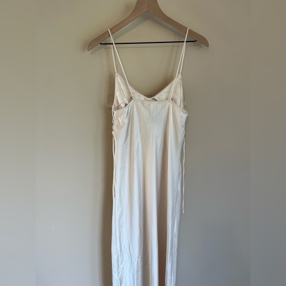 Zara Dress - Picture 3 of 6